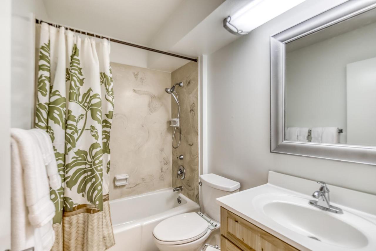 Ilikai 883 Hotel Хонолулу Екстериор снимка
